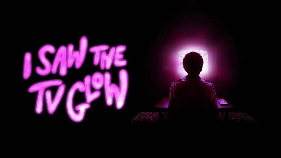 I-Saw-The-TV-Glow-Movie-Review-When-Love-Comes-with-Horror